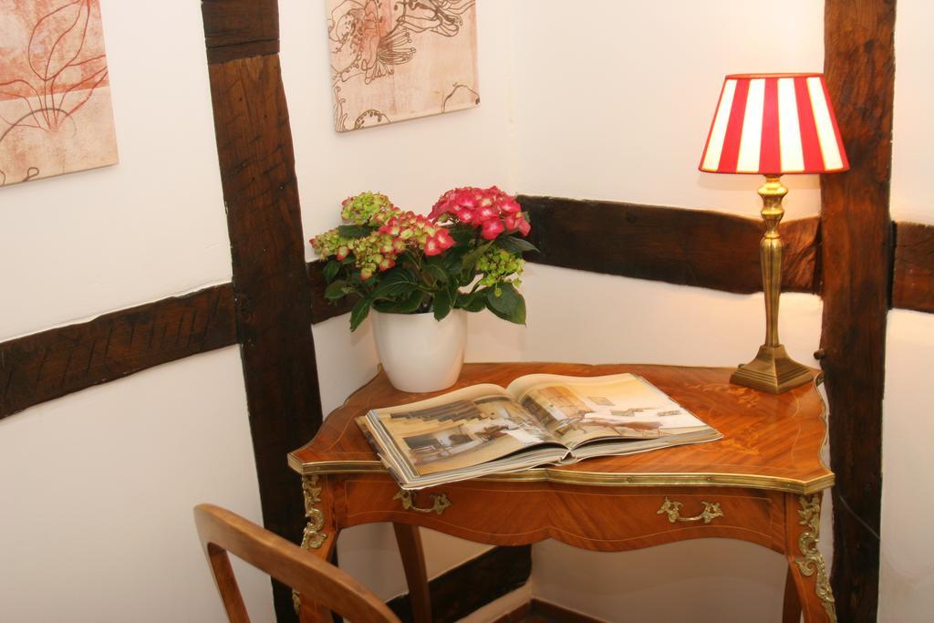 Gaestehaus Wahnenmuehle Erkrath Buitenkant foto