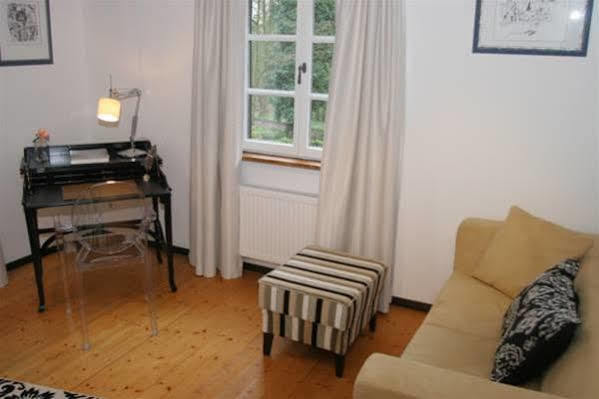 Gaestehaus Wahnenmuehle Erkrath Buitenkant foto